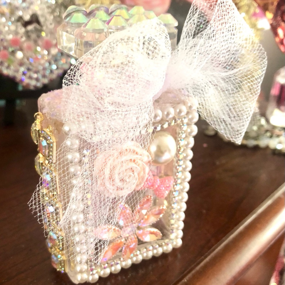 Elegant Pearl and Pink Empty Perfume Bottle